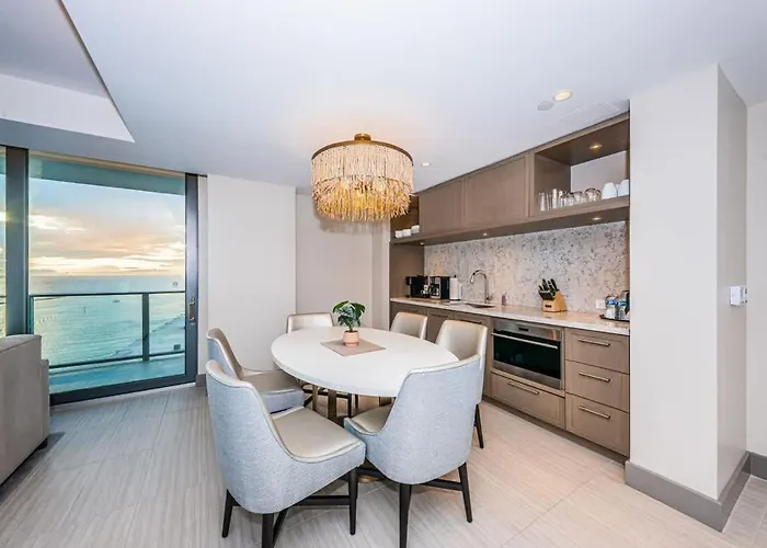1612 - Beachfront Clearwater Beach