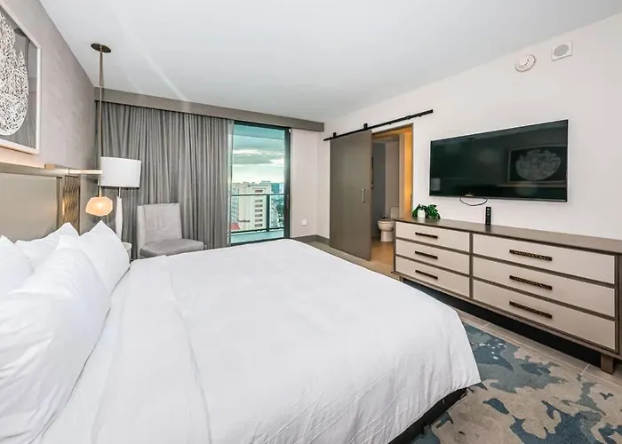 1612 - Beachfront Clearwater Beach