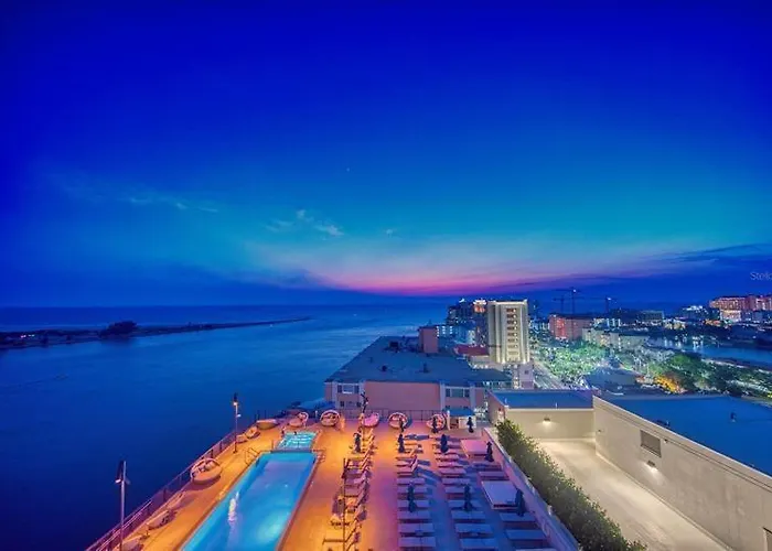 1612 - Beachfront Clearwater Beach