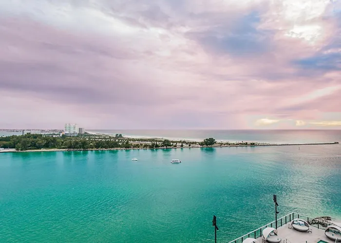 1612 - Beachfront Clearwater Beach